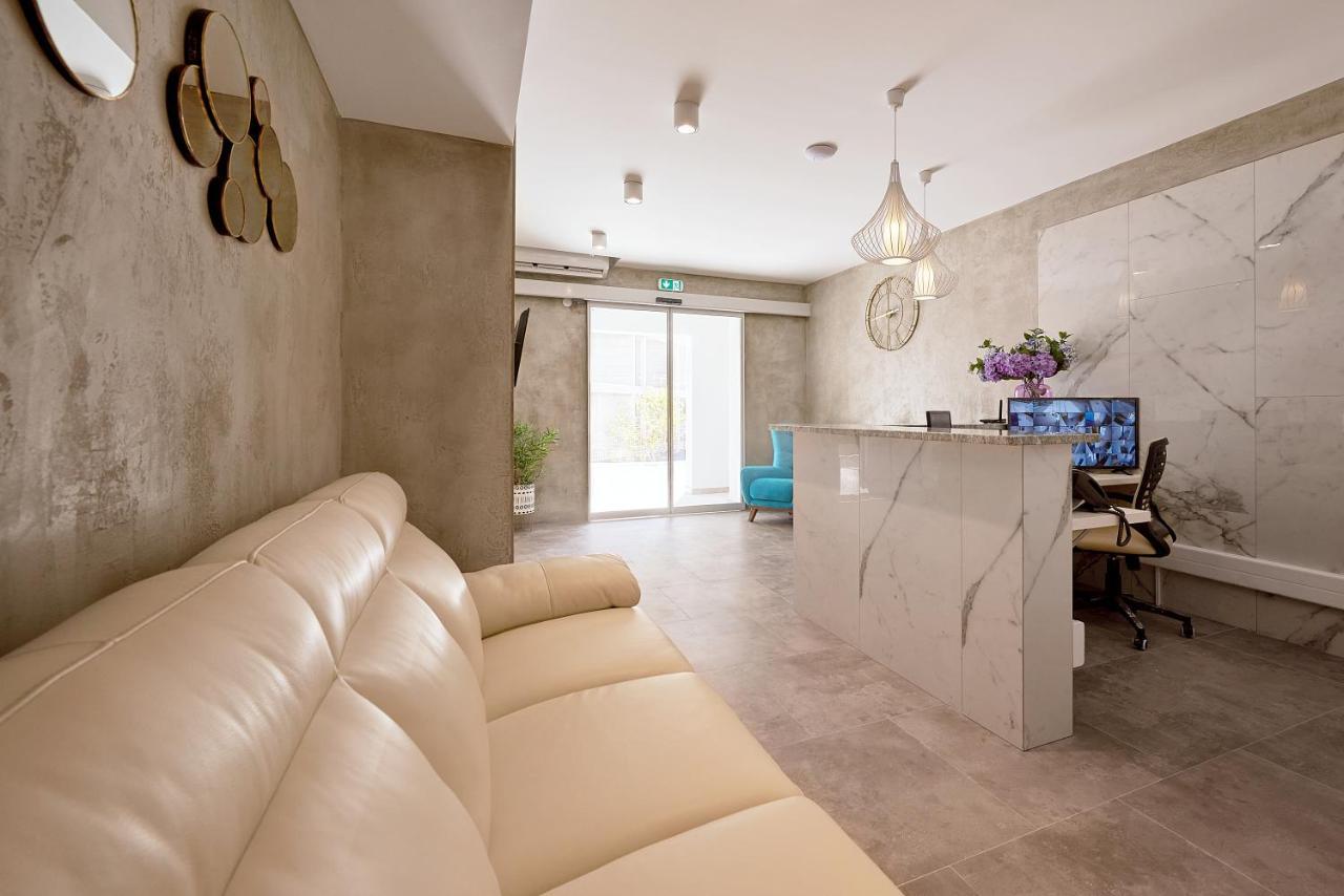 Garni Hotel Larimar Budva Exterior foto